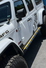Load image into Gallery viewer, Jeep Gladiator JT KSPEC Rock Sliders